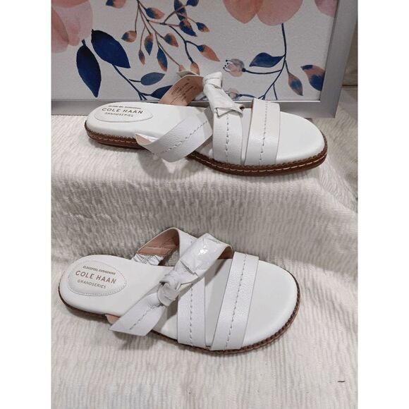 Cole Haan Women's Cloud All Day Flat Sandals - Optic White 7M - Picture 1 of 6
